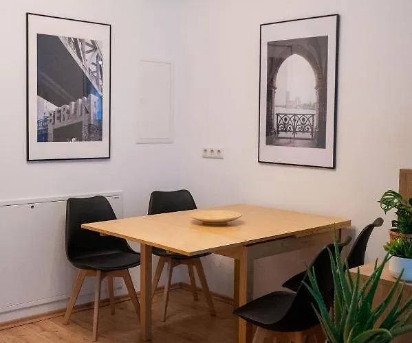 Zuhause Fühlen In Kreuzberg Apartment Berlin